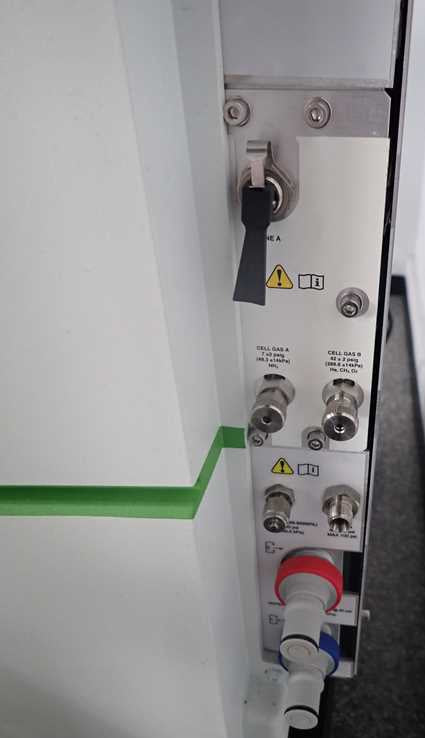 Perkin Elmer NexION 300D ICP-MS Mass Spectrometer w/ S10 Autosampler, Sogevac Vacuum Pump